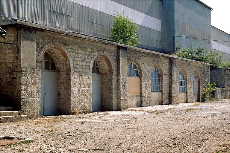 Baies cintrées des chambres d'extinction. © Yves Sancey / Région Bourgogne-Franche-Comté, Inventaire du patrimoine - 1997