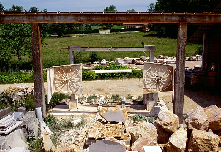 Vue d'ensemble de la scie à fil diamanté. © Yves Sancey / Région Bourgogne-Franche-Comté, Inventaire du patrimoine - 1997