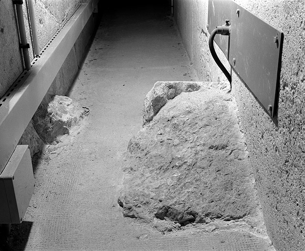 Intrados d'une grande arcade dans la coursière haute. © Jérôme Mongreville / Région Bourgogne-Franche-Comté, Inventaire du patrimoine - 1997