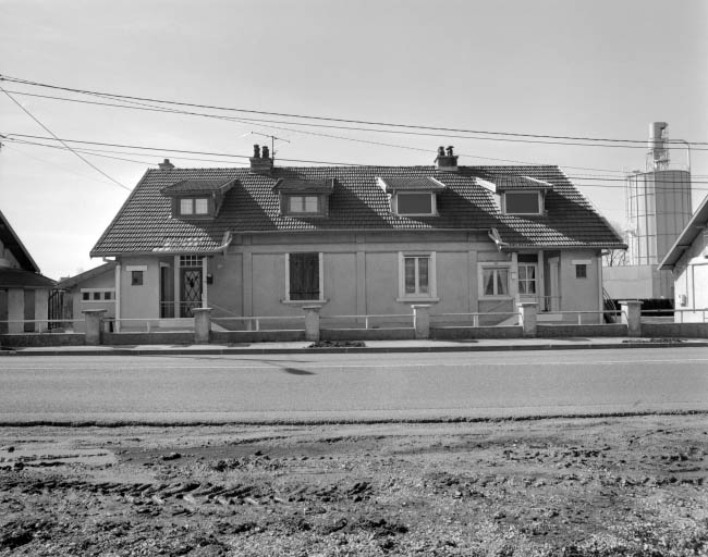Logement double de la cité ouvrière. © Yves Sancey / Région Bourgogne-Franche-Comté, Inventaire du patrimoine - 1998