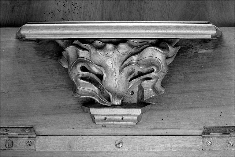 Miséricorde de la quatrième stalle basse. © Jérôme Mongreville / Région Bourgogne-Franche-Comté, Inventaire du patrimoine - 1998