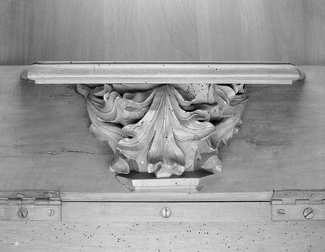 Miséricorde de la dix-huitième stalle haute. © Jérôme Mongreville / Région Bourgogne-Franche-Comté, Inventaire du patrimoine - 1998