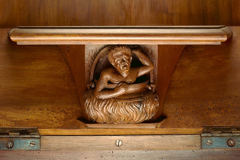 Miséricorde de la vingt et unième stalle haute. © Jérôme Mongreville / Région Bourgogne-Franche-Comté, Inventaire du patrimoine - 1998