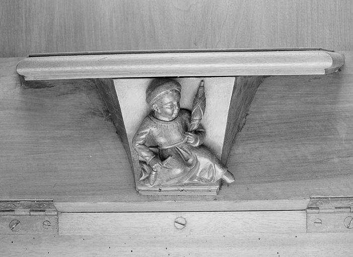 Miséricorde de la deuxième stalle haute. © Jérôme Mongreville / Région Bourgogne-Franche-Comté, Inventaire du patrimoine - 1998