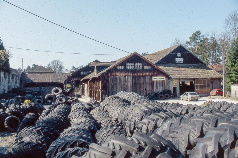 Vue d'ensemble depuis le nord. © Yves Sancey / Région Bourgogne-Franche-Comté, Inventaire du patrimoine - 1999