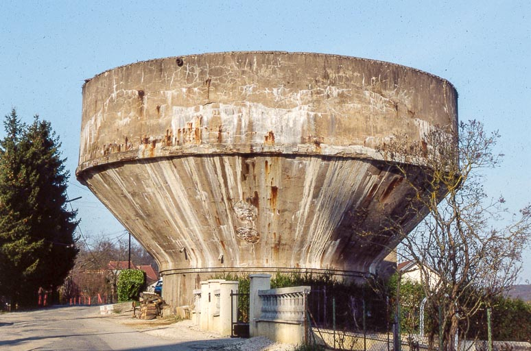 Réservoir industriel. © Yves Sancey / Région Bourgogne-Franche-Comté, Inventaire du patrimoine - 1999