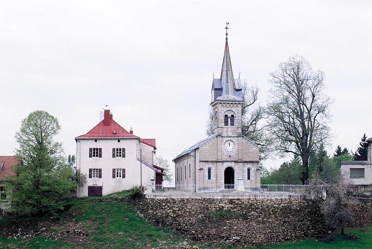 Façade antérieure. © Yves Sancey / Région Bourgogne-Franche-Comté, Inventaire du patrimoine - 1999 Façade antérieure. © Yves Sancey / Région Bourgogne-Franche-Comté, Inventaire du patrimoine - 1999