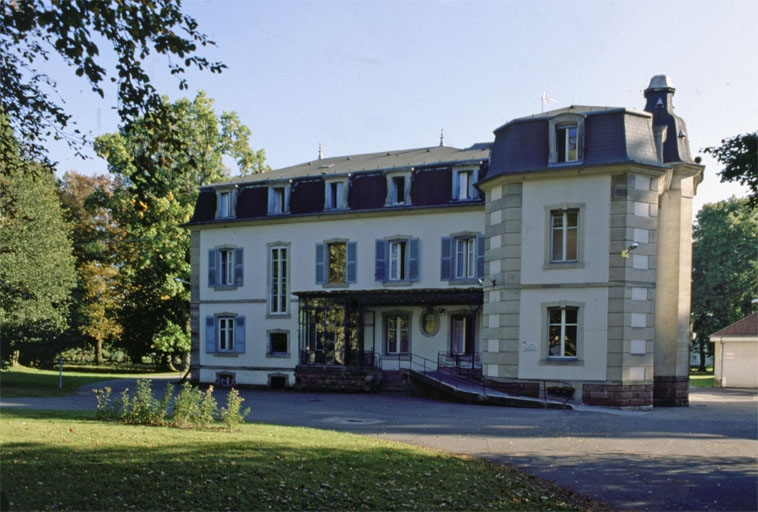 Logement patronal depuis le nord. © Yves Sancey / Région Bourgogne-Franche-Comté, Inventaire du patrimoine - 1999
