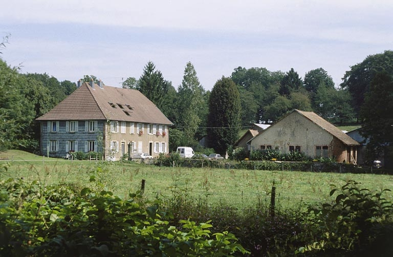 Vue d'ensemble depuis le sud. © Yves Sancey / Région Bourgogne-Franche-Comté, Inventaire du patrimoine - 1999