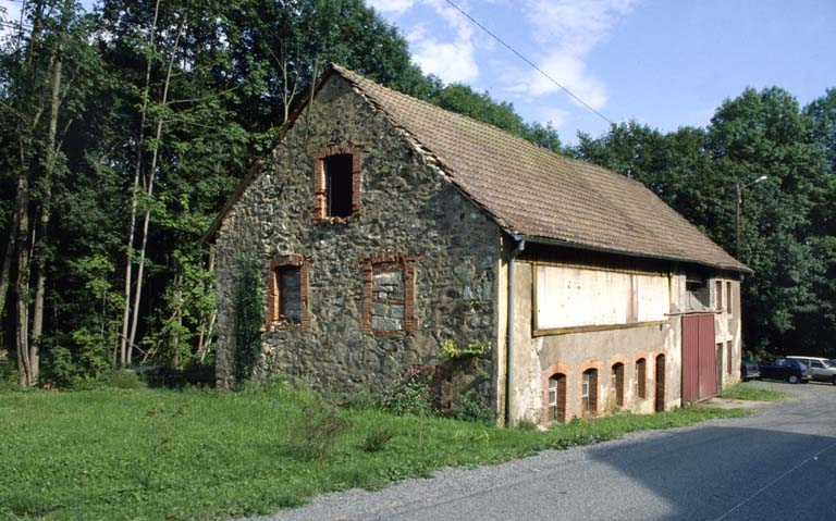 Bâtiment d'eau (ancien moulin). © Yves Sancey / Région Bourgogne-Franche-Comté, Inventaire du patrimoine - 1999