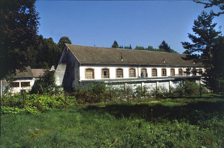 Façade occidentale de la salle de tissage. © Yves Sancey / Région Bourgogne-Franche-Comté, Inventaire du patrimoine - 1999