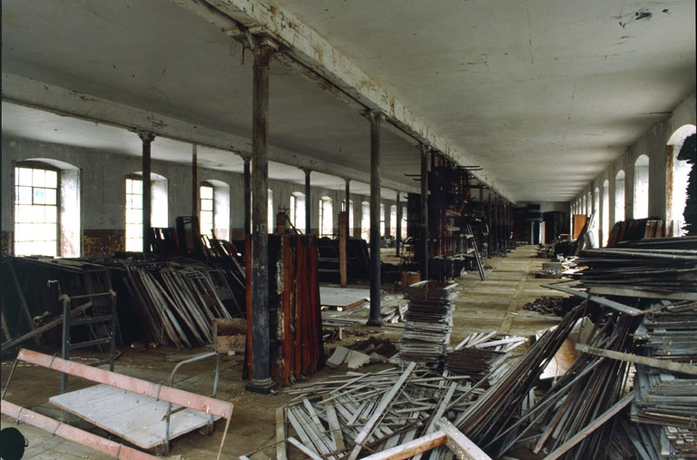 Salle de tissage depuis l'ouest. © Yves Sancey / Région Bourgogne-Franche-Comté, Inventaire du patrimoine - 1999