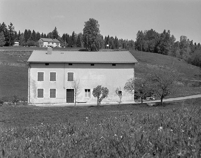 Façade antérieure. © Jérôme Mongreville / Région Bourgogne-Franche-Comté, Inventaire du patrimoine - 2000 Façade antérieure. © Jérôme Mongreville / Région Bourgogne-Franche-Comté, Inventaire du patrimoine - 2000