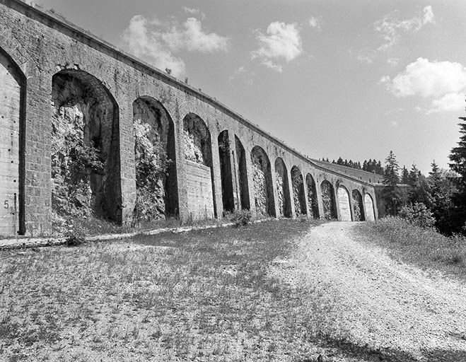  fort © Jérôme Mongreville / Région Bourgogne-Franche-Comté, Inventaire du patrimoine - 2000