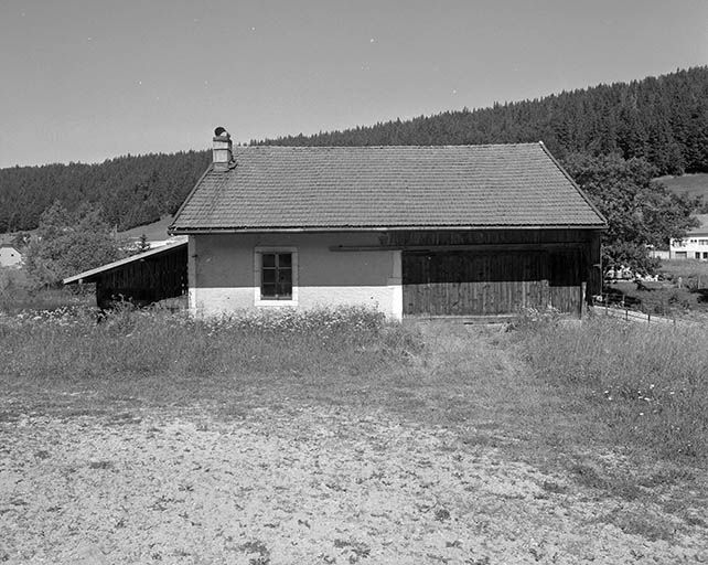 Façade antérieure. © Jérôme Mongreville / Région Bourgogne-Franche-Comté, Inventaire du patrimoine - 2000