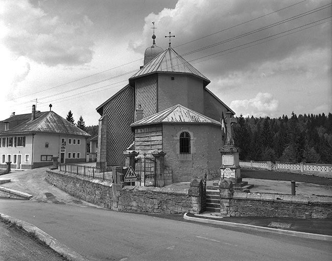 La sacristie et du choeur. © Jérôme Mongreville / Région Bourgogne-Franche-Comté, Inventaire du patrimoine - 2000