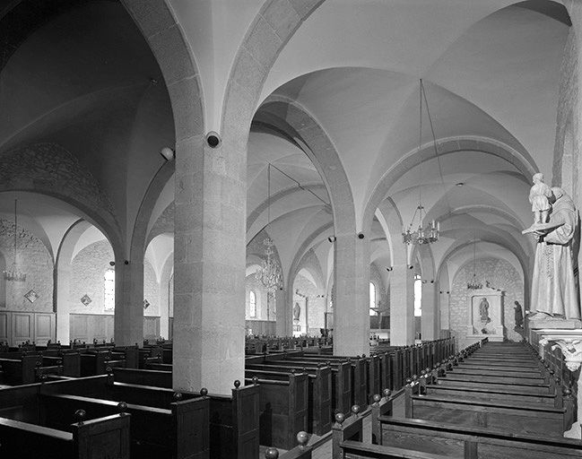 La nef vue de trois quarts. © Jérôme Mongreville / Région Bourgogne-Franche-Comté, Inventaire du patrimoine - 2000