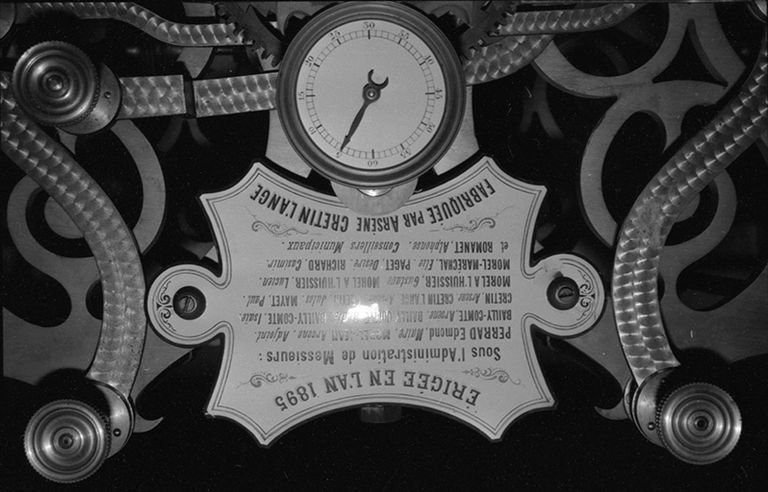 Plaque émaillée. © Jérôme Mongreville / Région Bourgogne-Franche-Comté, Inventaire du patrimoine - 2000