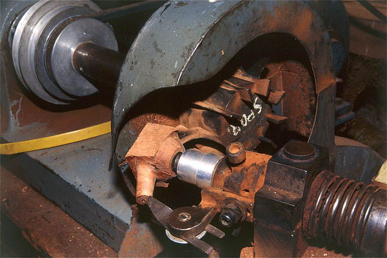 Mandrin conique et fraise. © Jérôme Mongreville / Région Bourgogne-Franche-Comté, Inventaire du patrimoine - 2000