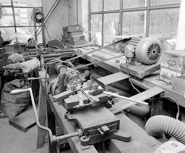 Vue d'ensemble, avec son moteur. © Jérôme Mongreville / Région Bourgogne-Franche-Comté, Inventaire du patrimoine - 2000