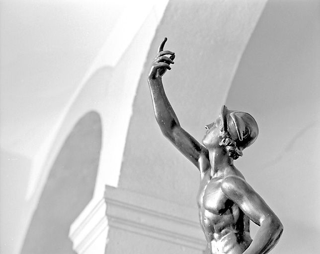 Buste de Mercure. © Jérôme Mongreville / Région Bourgogne-Franche-Comté, Inventaire du patrimoine - 2000