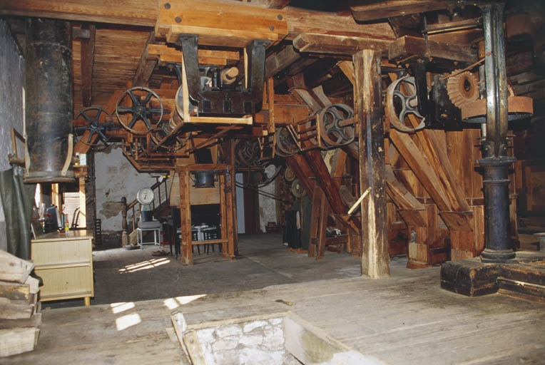 Rez-de-chaussée de la minoterie. © Yves Sancey / Région Bourgogne-Franche-Comté, Inventaire du patrimoine - 2000
