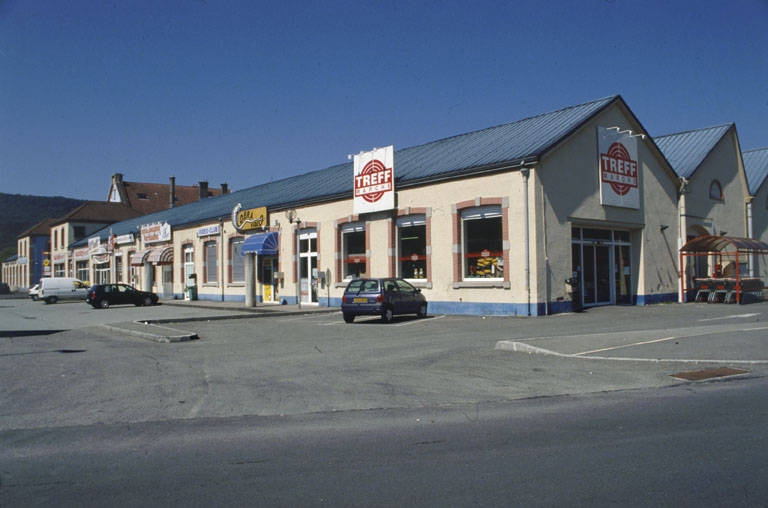 Façades sud vues de trois quarts. © Yves Sancey / Région Bourgogne-Franche-Comté, Inventaire du patrimoine - 2000