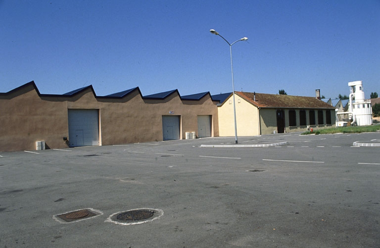 Pignons est des ateliers. © Yves Sancey / Région Bourgogne-Franche-Comté, Inventaire du patrimoine - 2000