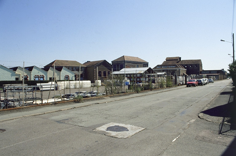 Vue d'ensemble depuis le nord-ouest. © Yves Sancey / Région Bourgogne-Franche-Comté, Inventaire du patrimoine - 2000