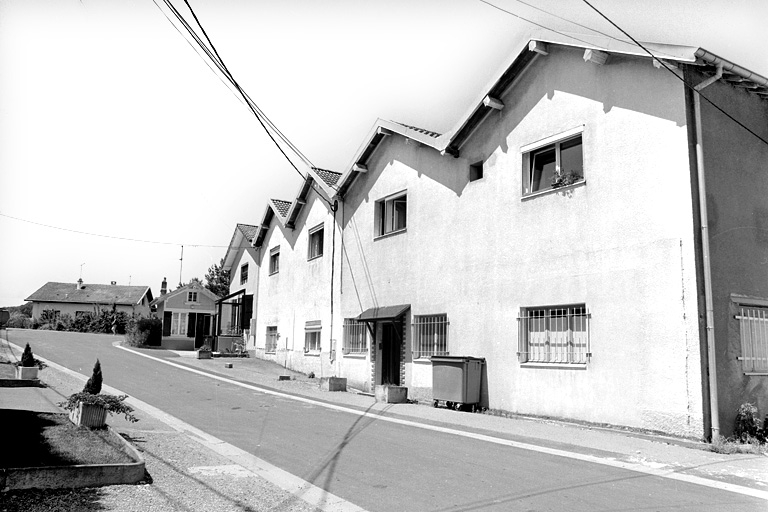 Murs-pignons des ateliers de fabrication. © Yves Sancey / Région Bourgogne-Franche-Comté, Inventaire du patrimoine - 2000