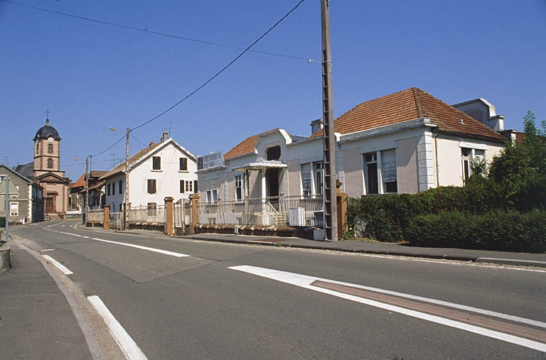 Vue d'ensemble depuis le sud. © Yves Sancey / Région Bourgogne-Franche-Comté, Inventaire du patrimoine - 2000