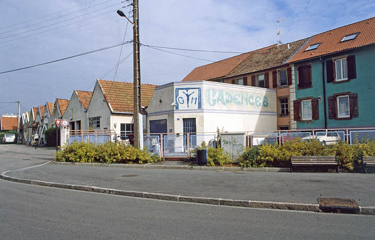Vue d'ensemble depuis le sud. © Yves Sancey / Région Bourgogne-Franche-Comté, Inventaire du patrimoine - 2000