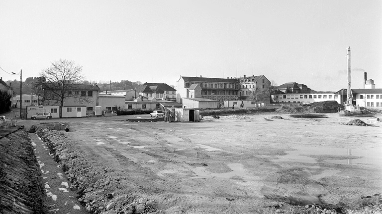 Vue d'ensemble depuis le sud-est. © Yves Sancey / Région Bourgogne-Franche-Comté, Inventaire du patrimoine - 2000