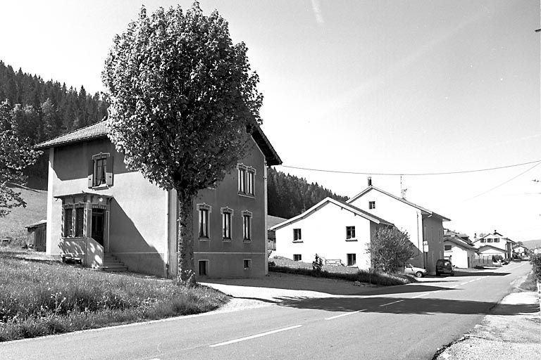 Vue de situation. © Jérôme Mongreville / Région Bourgogne-Franche-Comté, Inventaire du patrimoine - 2001