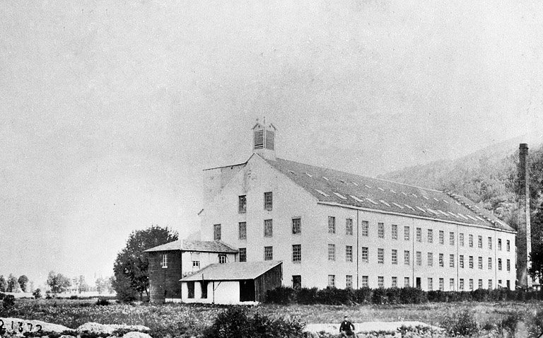 Vue d'ensemble de la filature. © Jérôme  Mongreville (reproduction) / Région Bourgogne-Franche-Comté, Inventaire du patrimoine - 2001