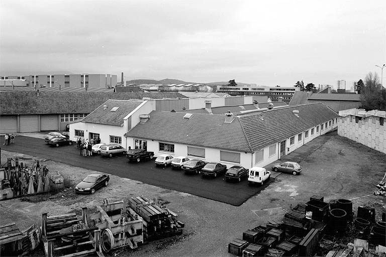 Vue d'ensemble depuis le sud-ouest. © Yves Sancey / Région Bourgogne-Franche-Comté, Inventaire du patrimoine - 2001