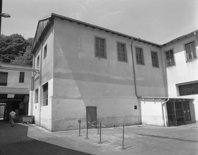 Atelier de fabrication (outillage-entretien mécanique). Vue de trois quarts gauche. © Jérôme Mongreville / Région Bourgogne-Franche-Comté, Inventaire du patrimoine - 2002