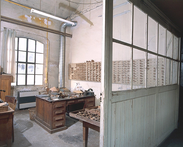 Vue du bureau depuis le couloir. © Jérôme Mongreville / Région Bourgogne-Franche-Comté, Inventaire du patrimoine - 2002