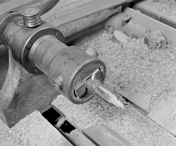 Détail de la cuillère. © Jérôme Mongreville / Région Bourgogne-Franche-Comté, Inventaire du patrimoine - 2002