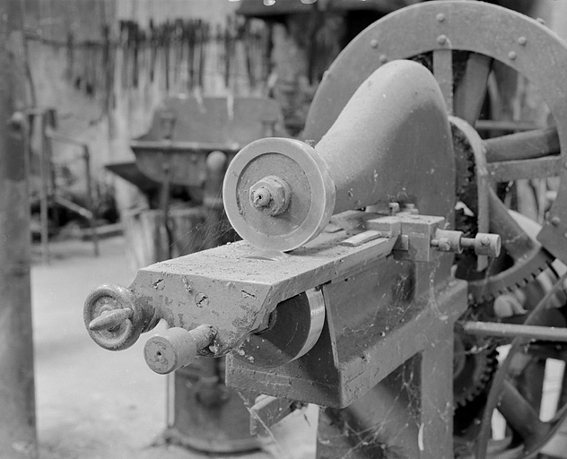 Détail des cisailles. © Yves Sancey / Région Bourgogne-Franche-Comté, Inventaire du patrimoine - 2002