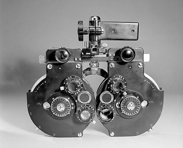 Deuxième phoroptère : face avant. © Jérôme Mongreville / Région Bourgogne-Franche-Comté, Inventaire du patrimoine - 2002