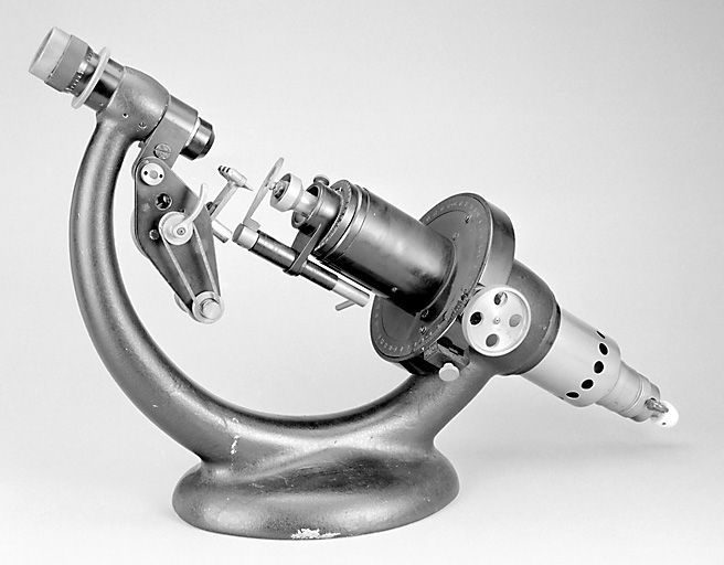 Vue d'ensemble : côté droit. © Jérôme Mongreville / Région Bourgogne-Franche-Comté, Inventaire du patrimoine - 2002