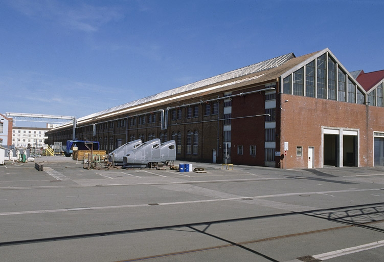Façade nord de l'atelier Traction. © Jérôme Mongreville / Région Bourgogne-Franche-Comté, Inventaire du patrimoine - 2002