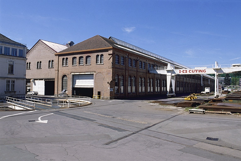 Vue de trois quarts de l'atelier Traction. © Jérôme Mongreville / Région Bourgogne-Franche-Comté, Inventaire du patrimoine - 2002