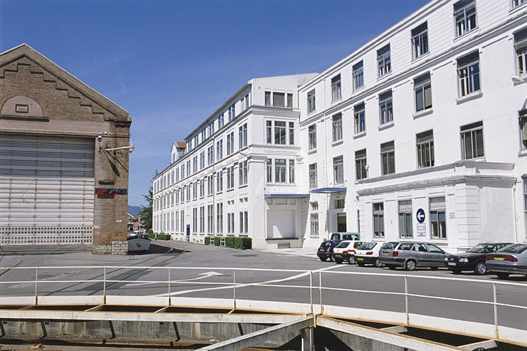 Prolongement nord de l'avenue 2. © Jérôme Mongreville / Région Bourgogne-Franche-Comté, Inventaire du patrimoine - 2002