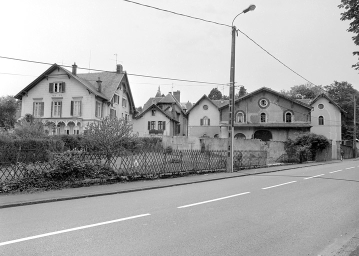 Vue d'ensemble depuis le sud. © Yves Sancey / Région Bourgogne-Franche-Comté, Inventaire du patrimoine - 2002
