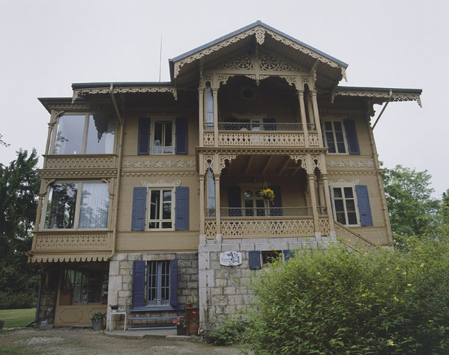 Chalet. Façade nord. © Yves Sancey / Région Bourgogne-Franche-Comté, Inventaire du patrimoine - 2002