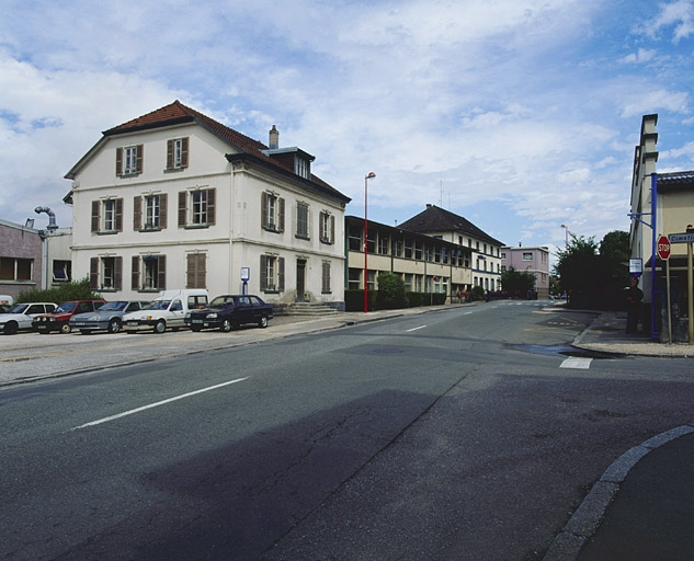 Vue d'ensemble depuis le sud. © Yves Sancey / Région Bourgogne-Franche-Comté, Inventaire du patrimoine - 2002