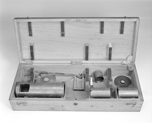 Vue d'ensemble dans la boîte de rangement. © Jérôme Mongreville / Région Bourgogne-Franche-Comté, Inventaire du patrimoine - 2003