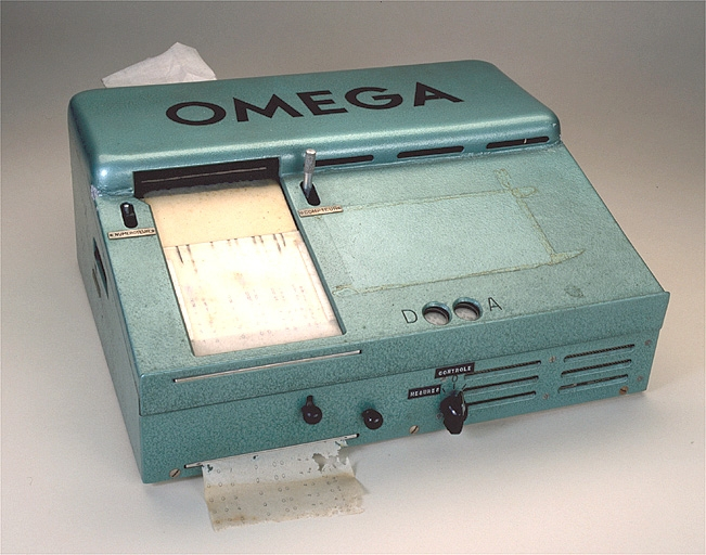 Chronographe Oméga Time Recorder : vue d'ensemble. © Jérôme Mongreville / Région Bourgogne-Franche-Comté, Inventaire du patrimoine - 2003